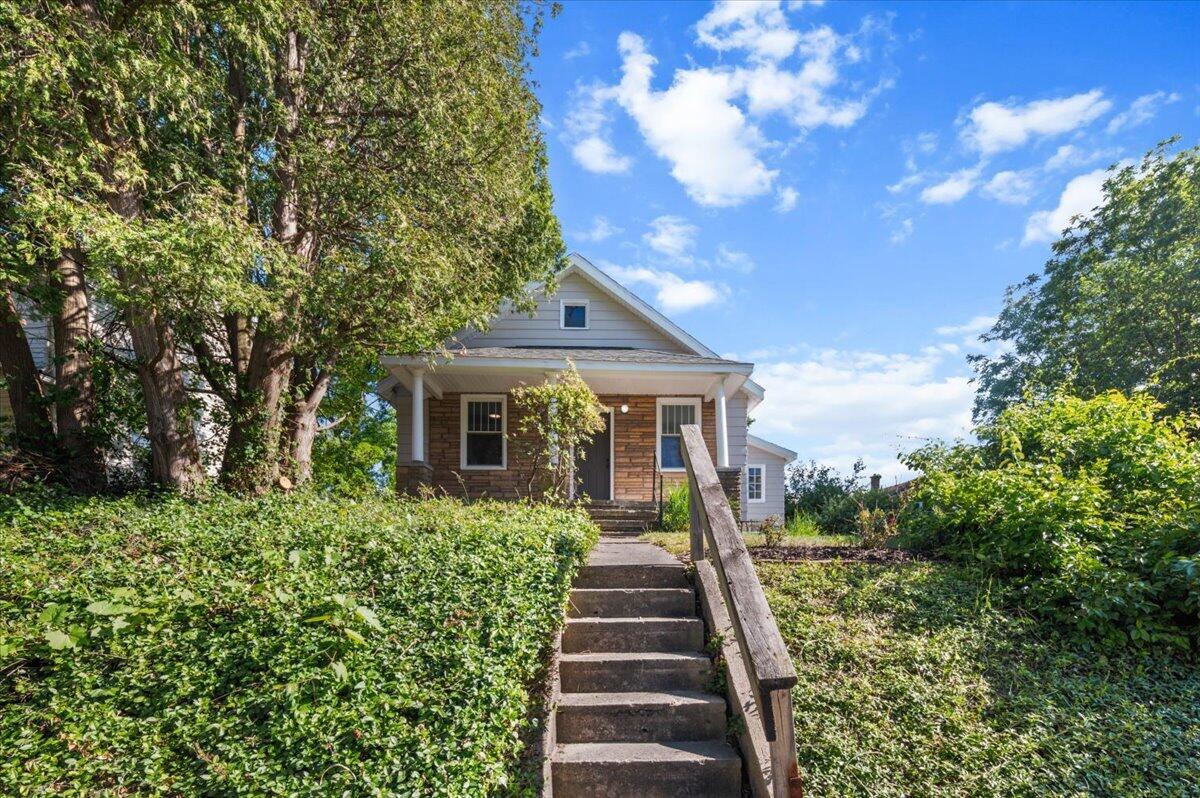 710 Leonard Street NE Grand Rapids MI 49503