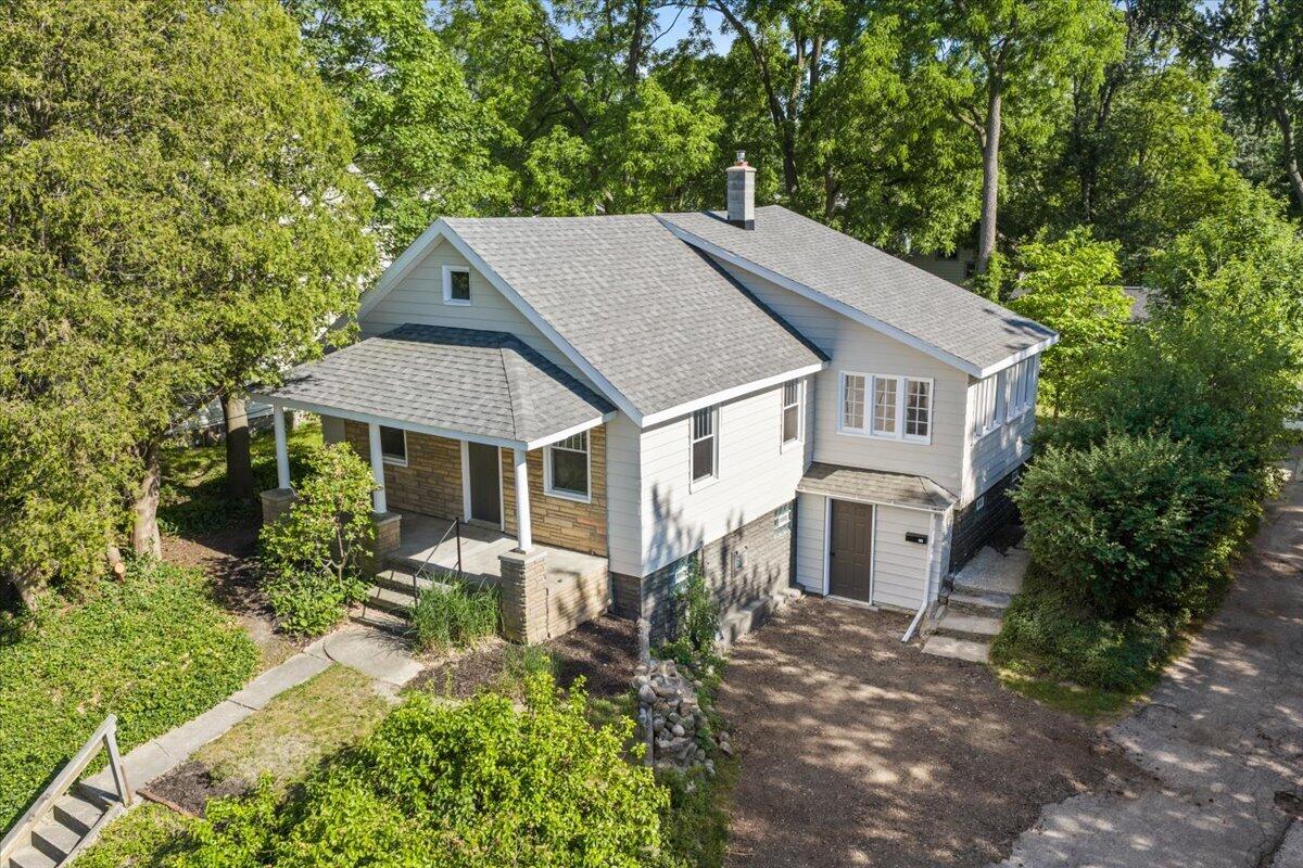 710 Leonard Street NE Grand Rapids MI 49503