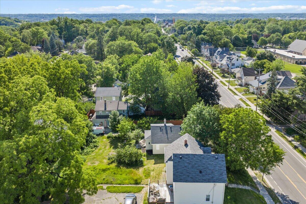 710 Leonard Street NE Grand Rapids MI 49503