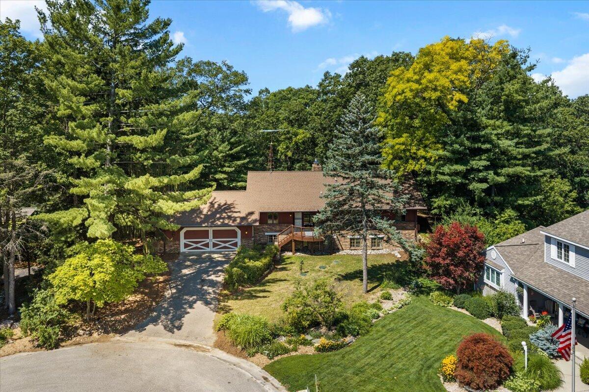 3365 Wildridge Drive NE Grand Rapids MI 49525