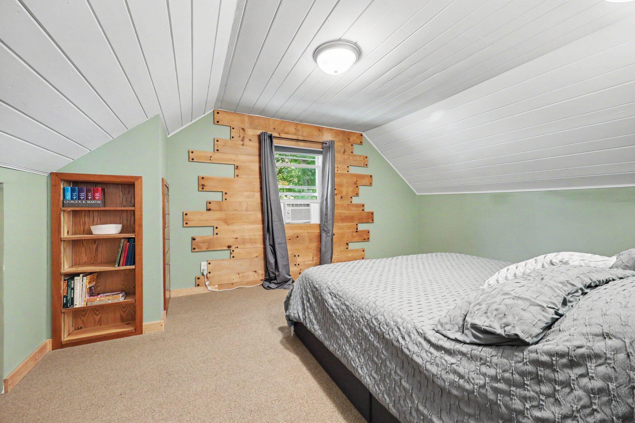 4094 Knapp Court NE Grand Rapids MI 49525