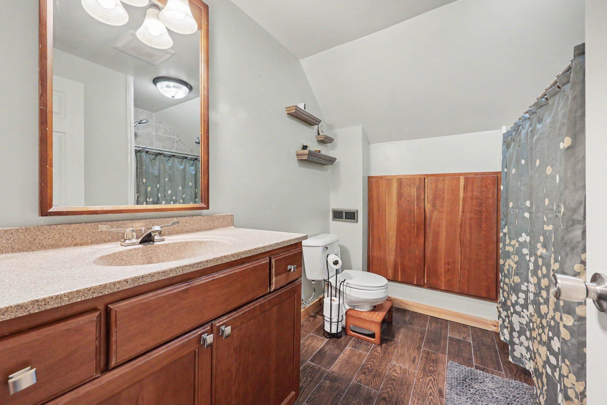 4094 Knapp Court NE Grand Rapids MI 49525