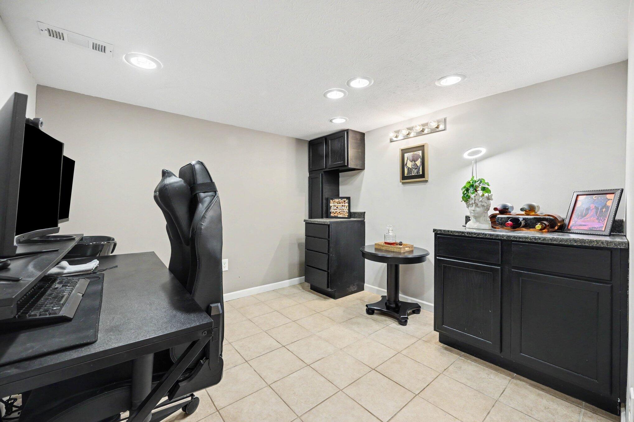 4094 Knapp Court NE Grand Rapids MI 49525