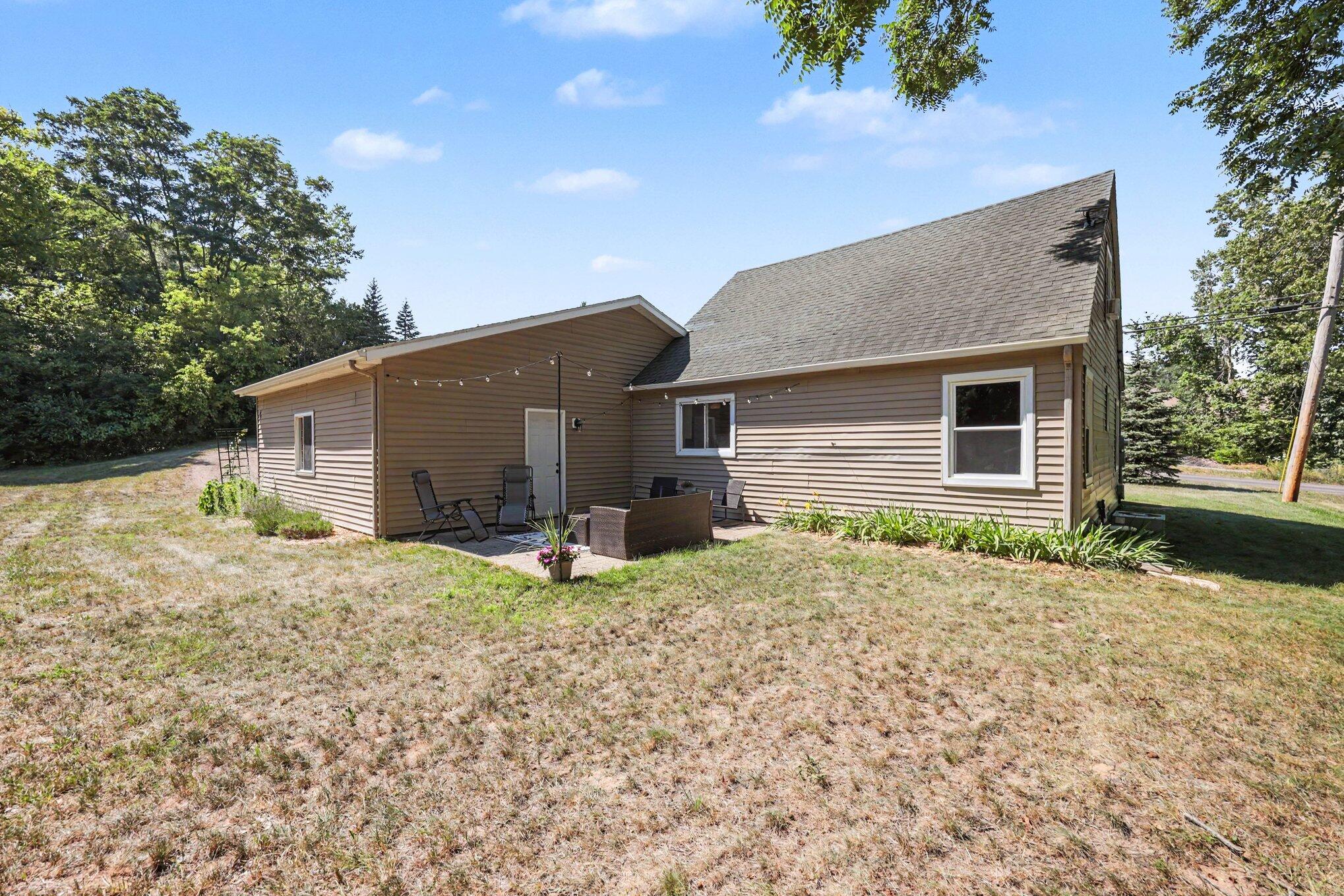 4094 Knapp Court NE Grand Rapids MI 49525