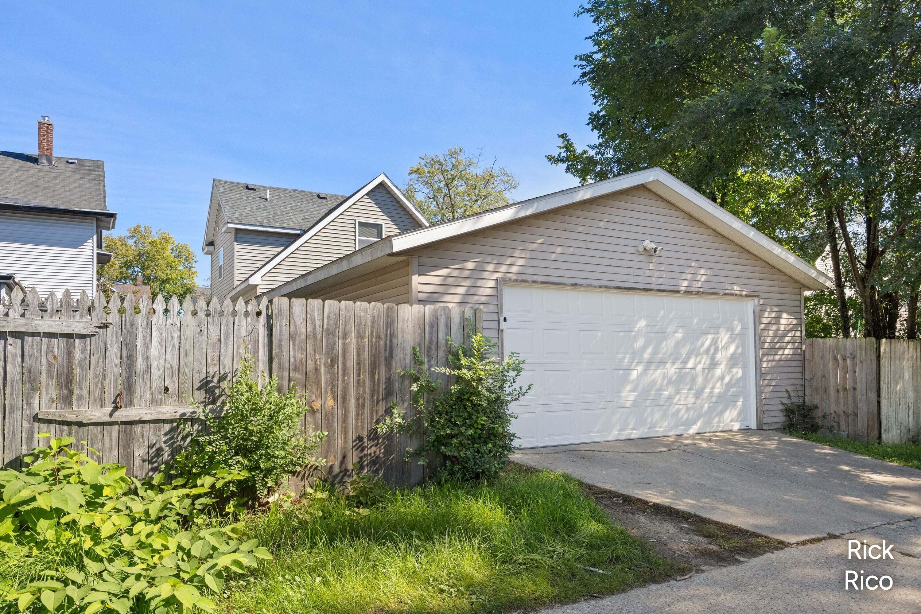 1235 Prospect Avenue SE Grand Rapids MI 49507