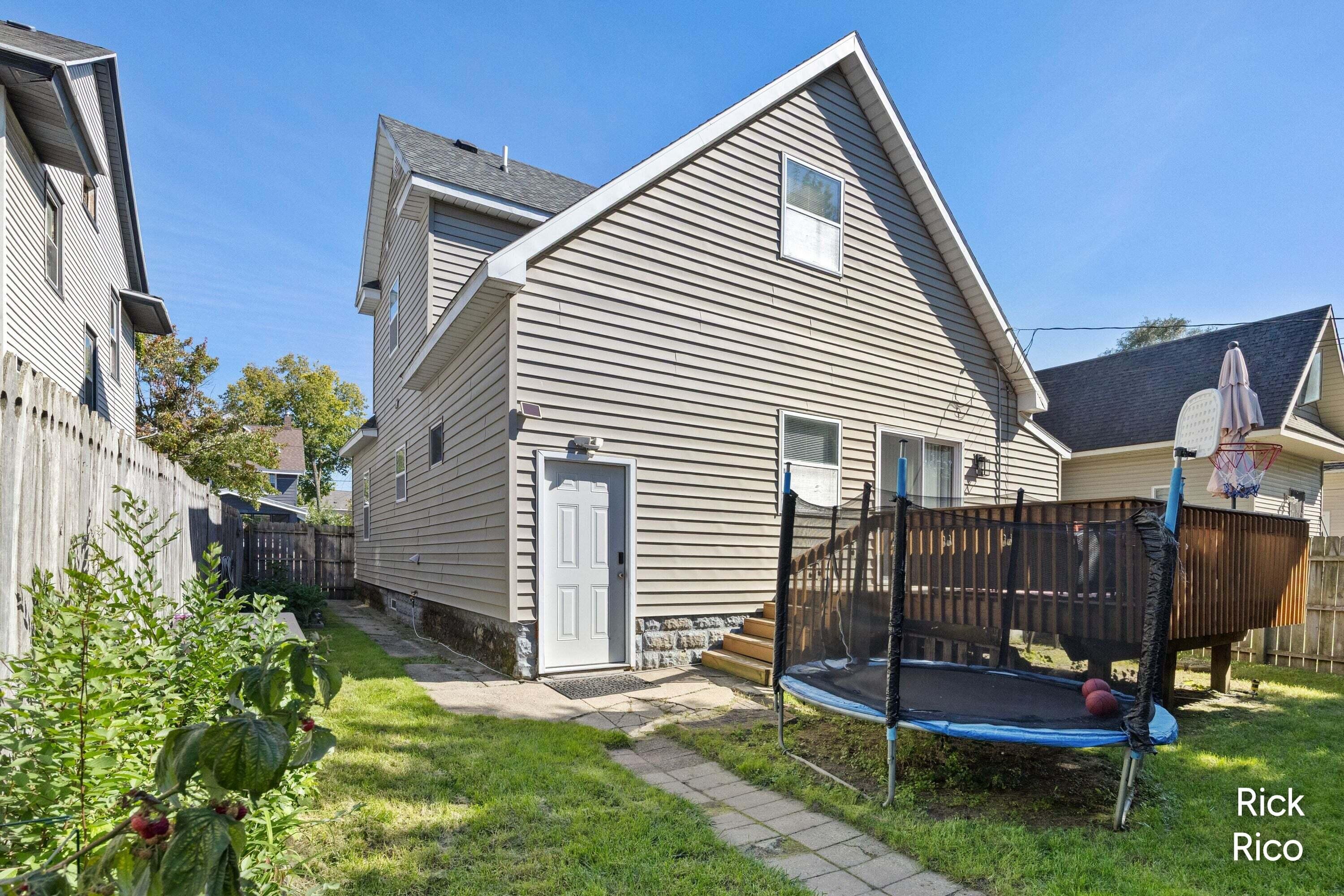 1235 Prospect Avenue SE Grand Rapids MI 49507