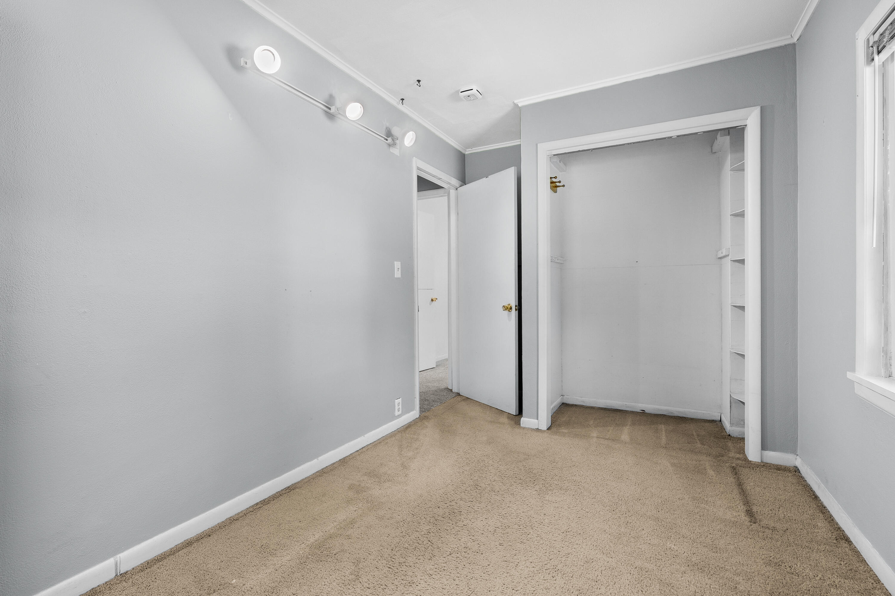 2871 S 6th Street Kalamazoo MI 49009