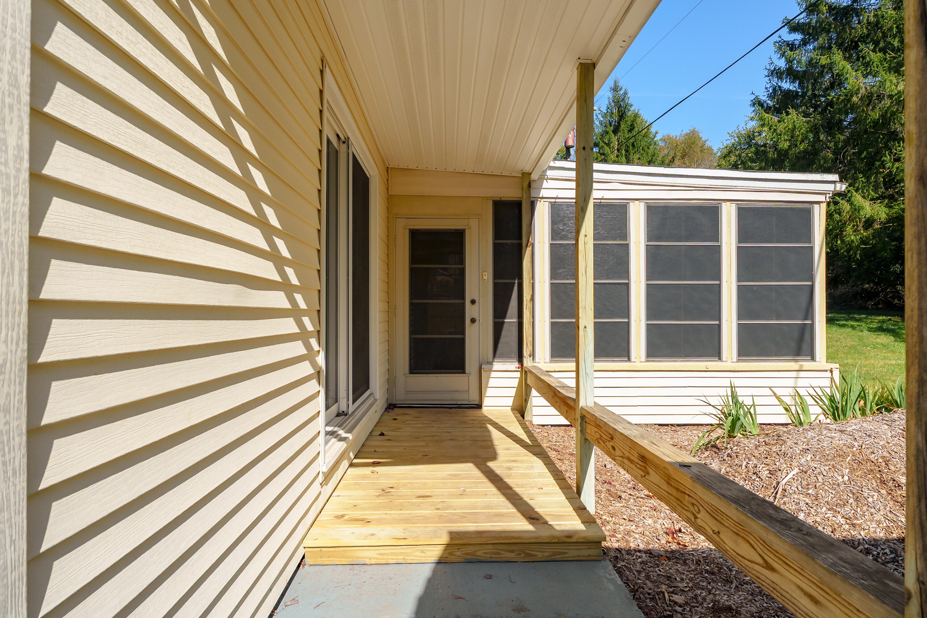 2871 S 6th Street Kalamazoo MI 49009