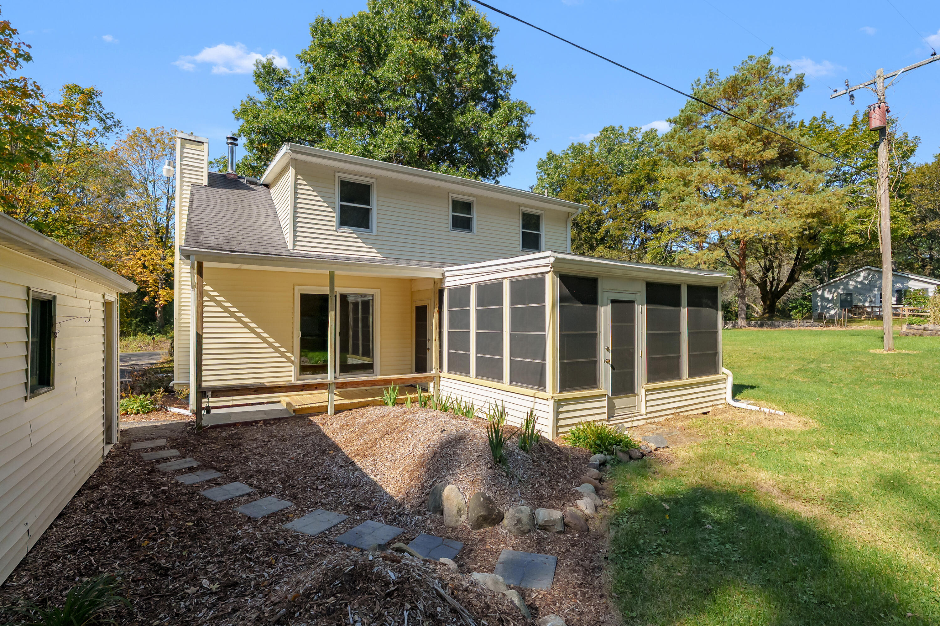 2871 S 6th Street Kalamazoo MI 49009
