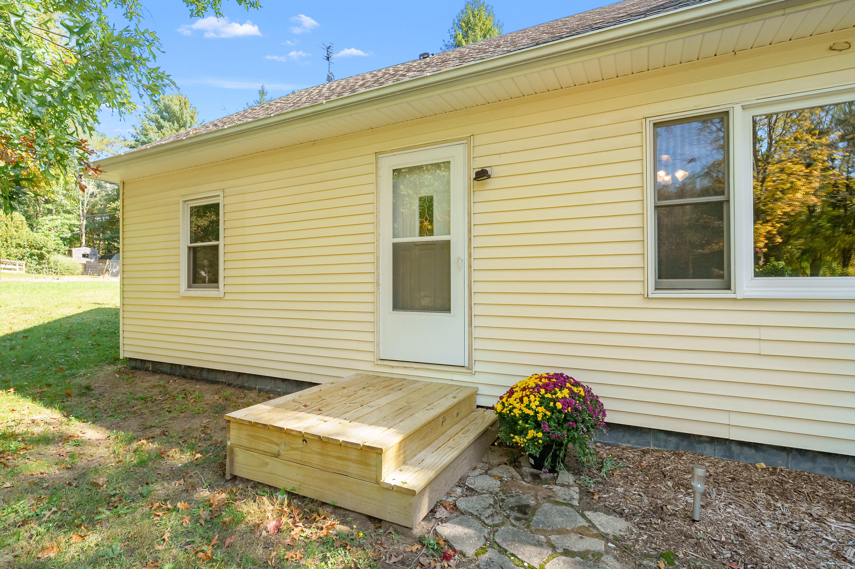 2871 S 6th Street Kalamazoo MI 49009