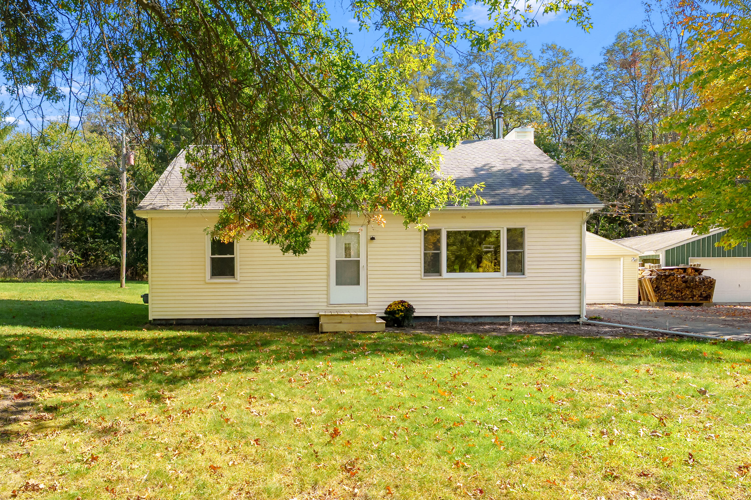 2871 S 6th Street Kalamazoo MI 49009
