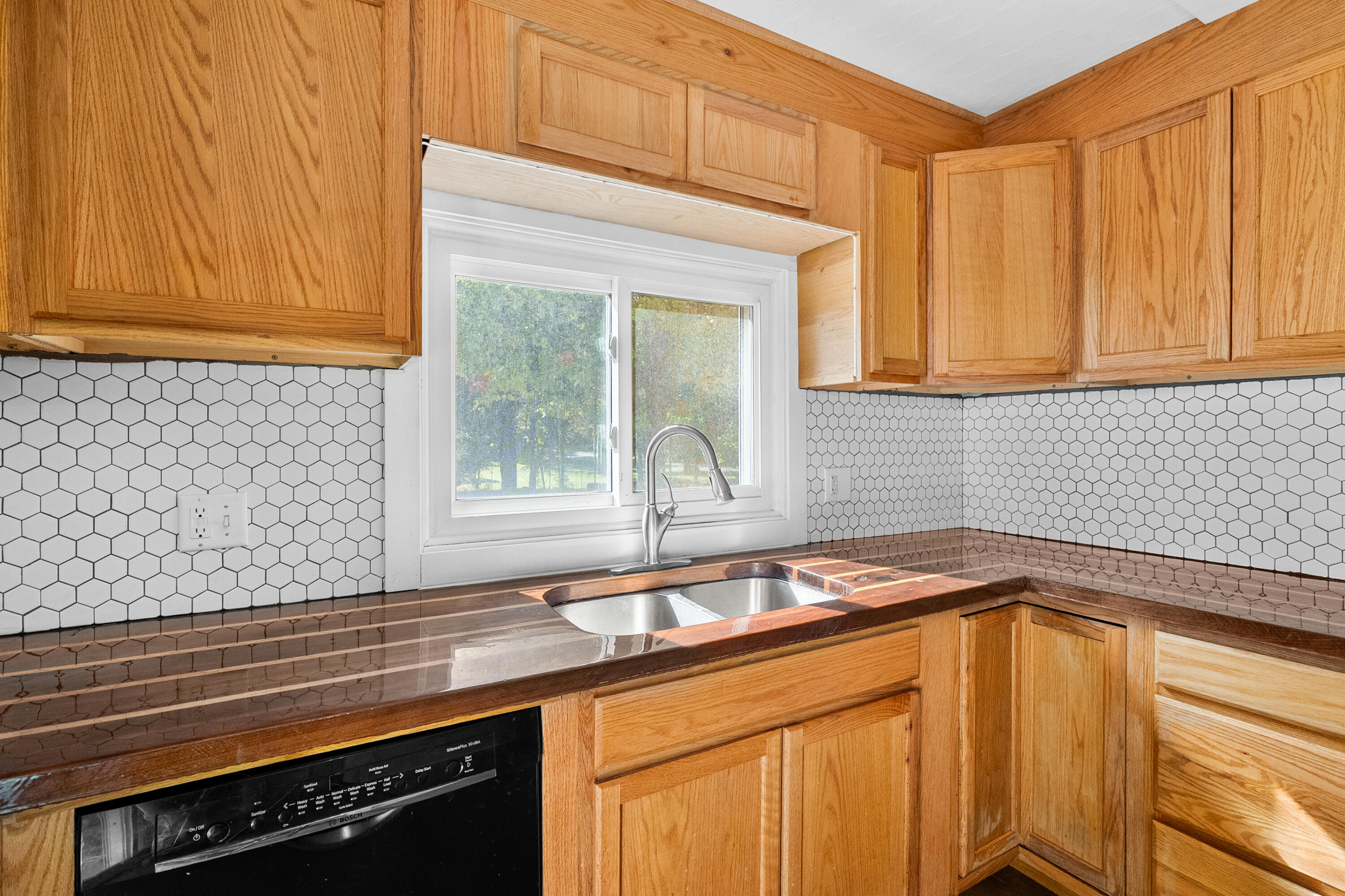 2871 S 6th Street Kalamazoo MI 49009
