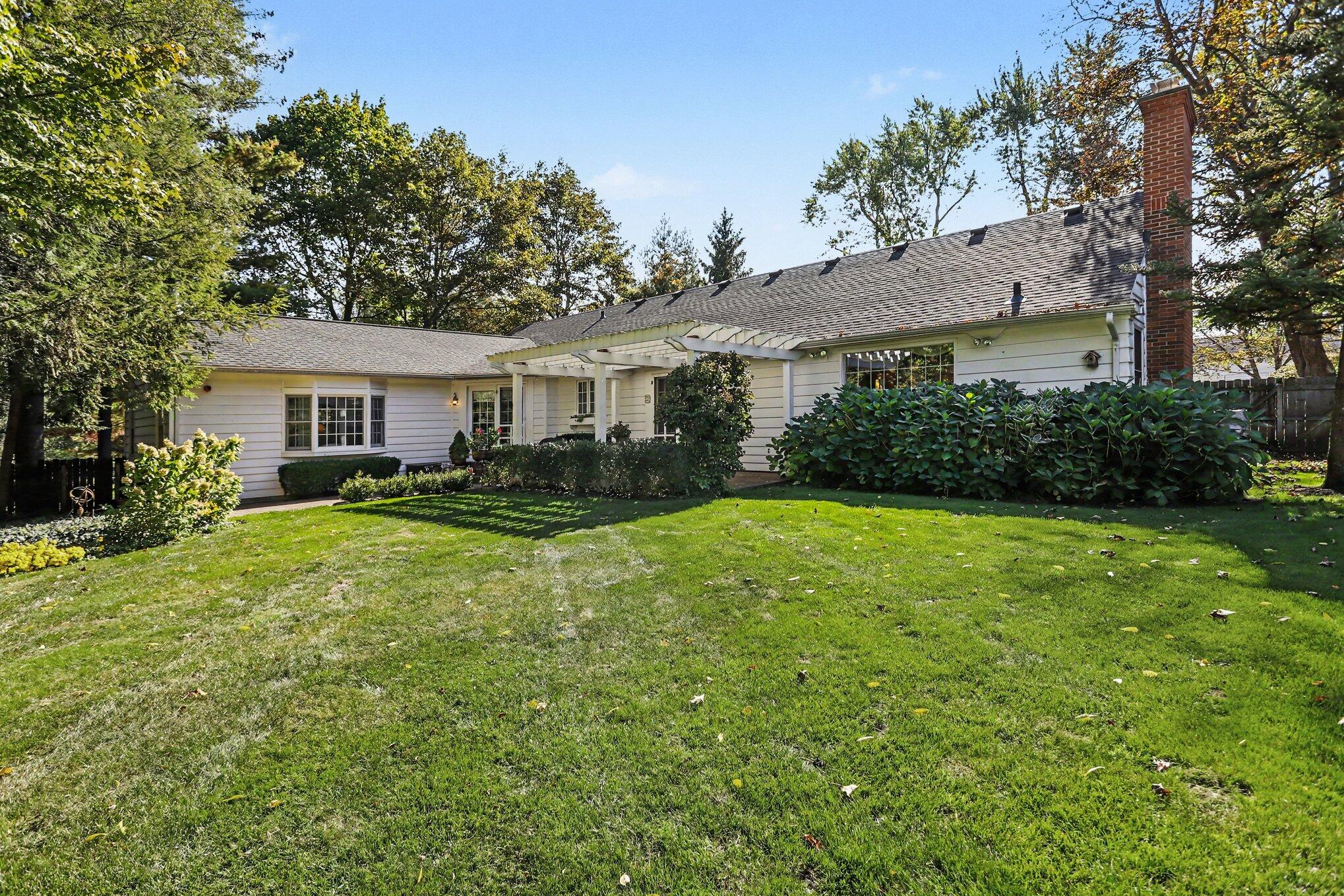 1006 Edgemoor Avenue Kalamazoo MI 49008