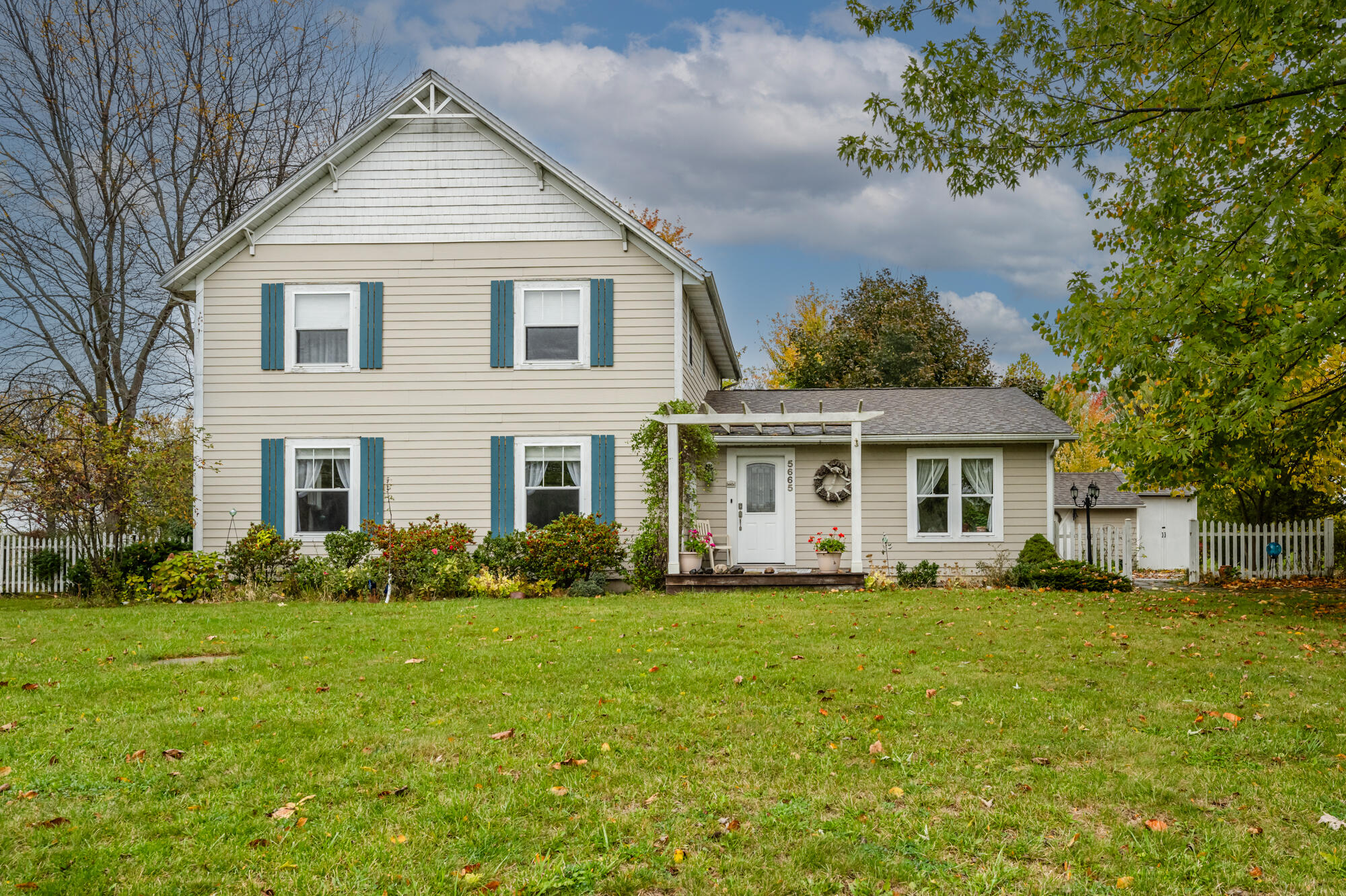 Three Oaks MI, 5665 W Phillips Road