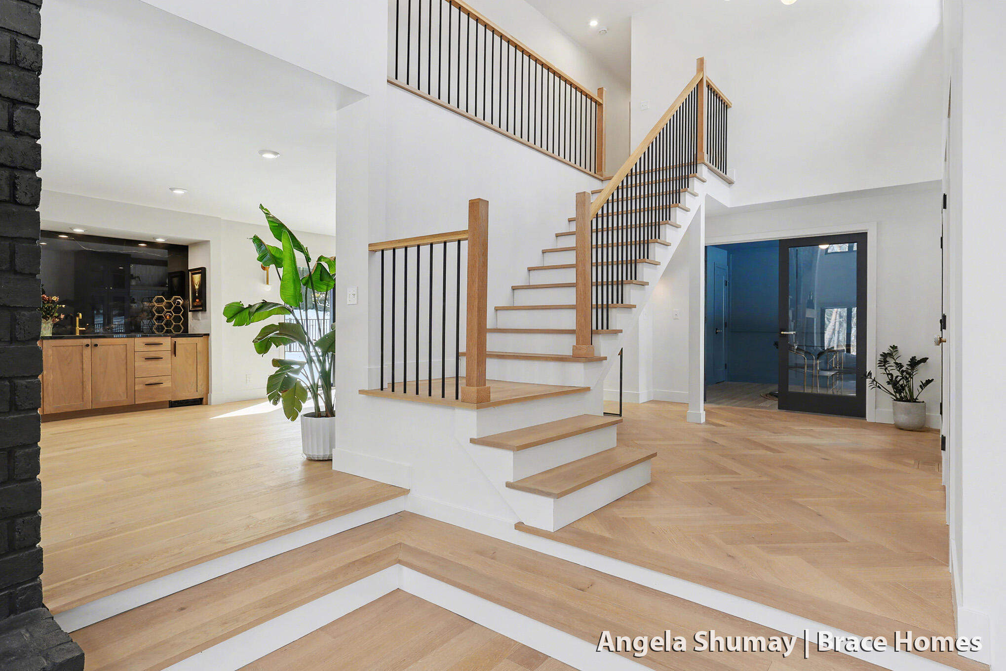 400 Greentree Lane NE Ada MI 49301