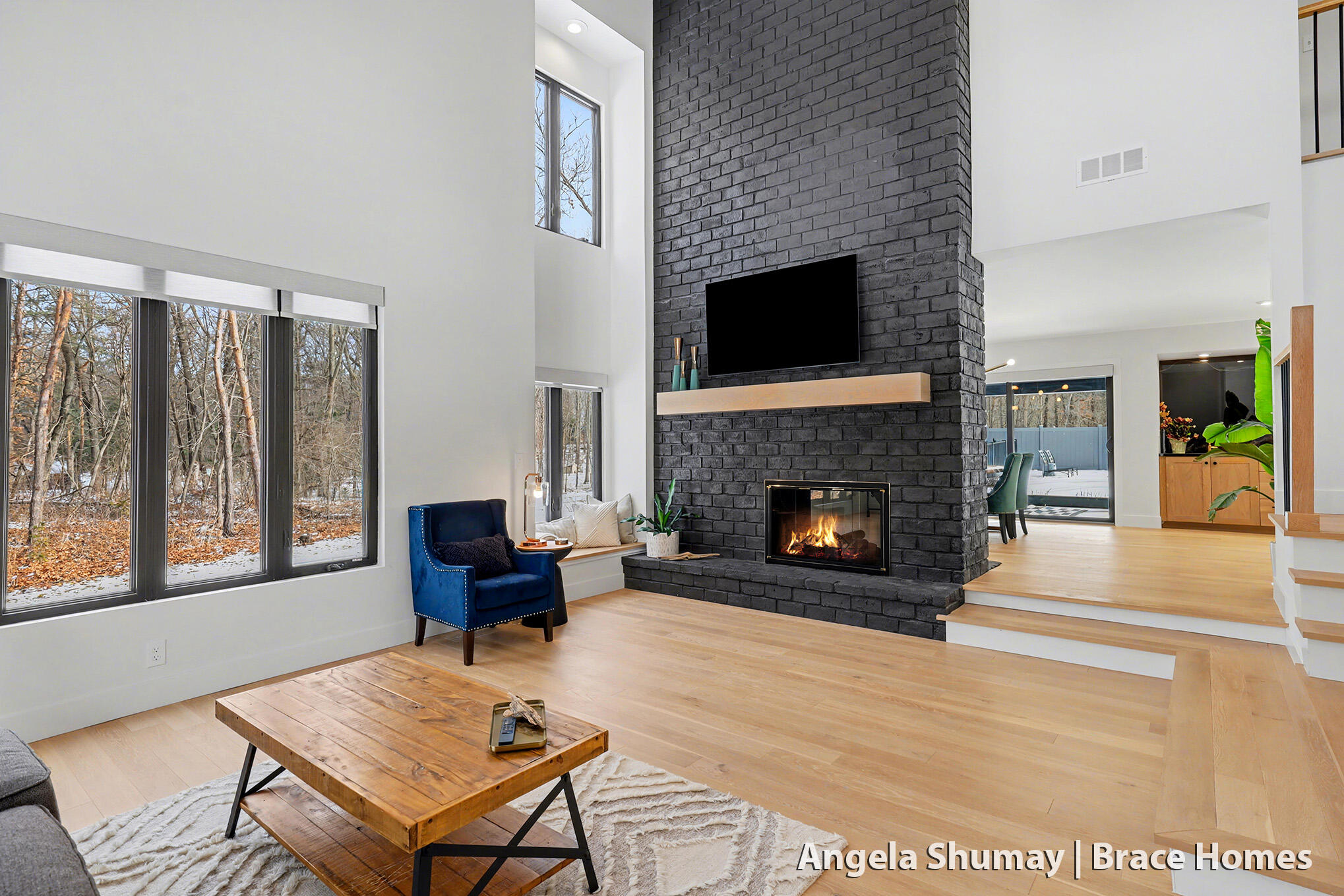 400 Greentree Lane NE Ada MI 49301