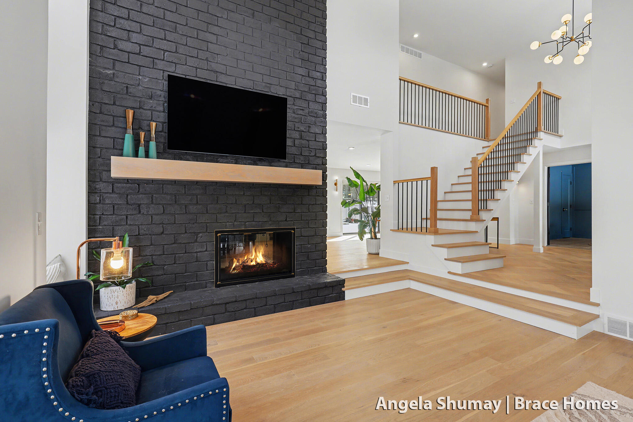 400 Greentree Lane NE Ada MI 49301