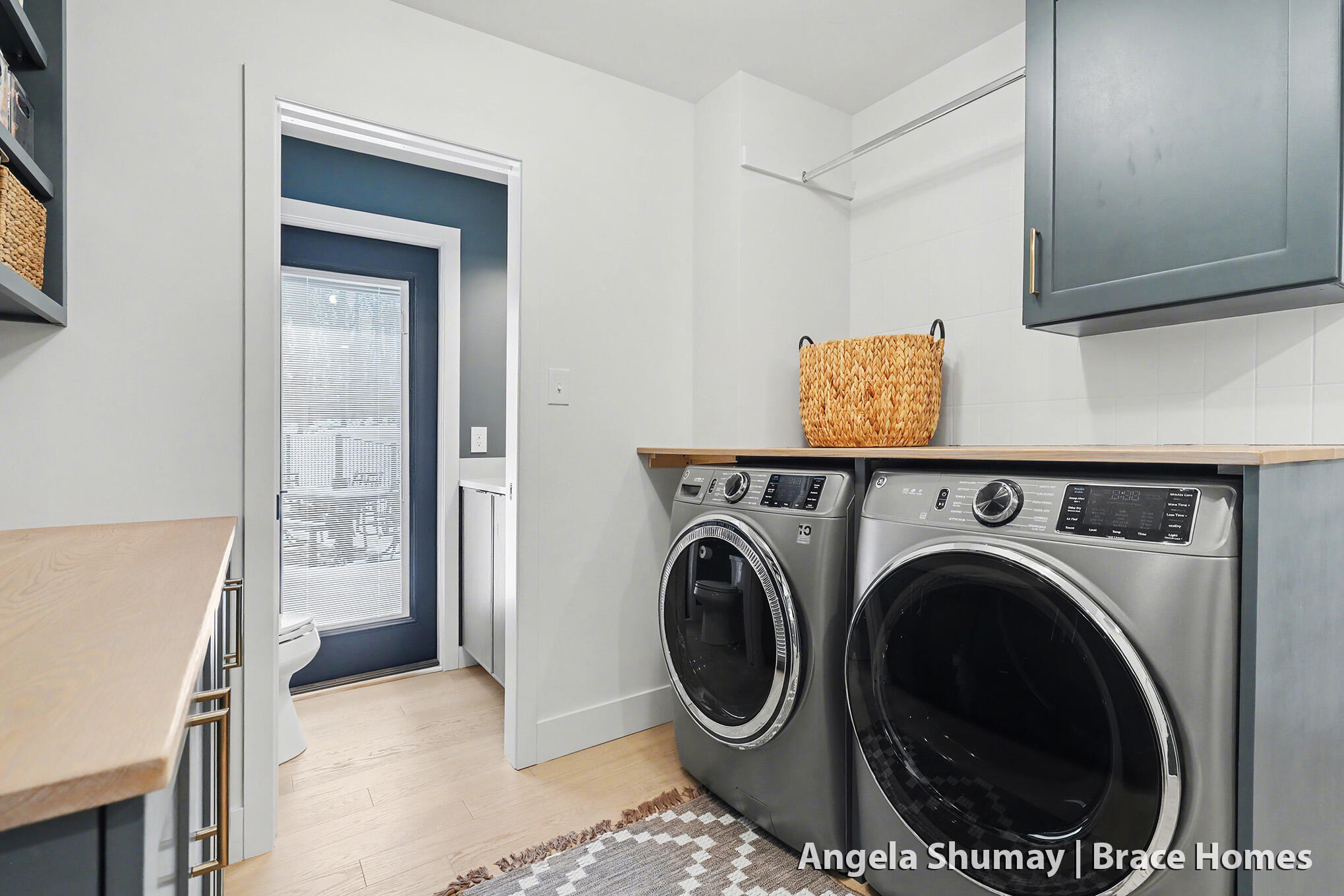 400 Greentree Lane NE Ada MI 49301