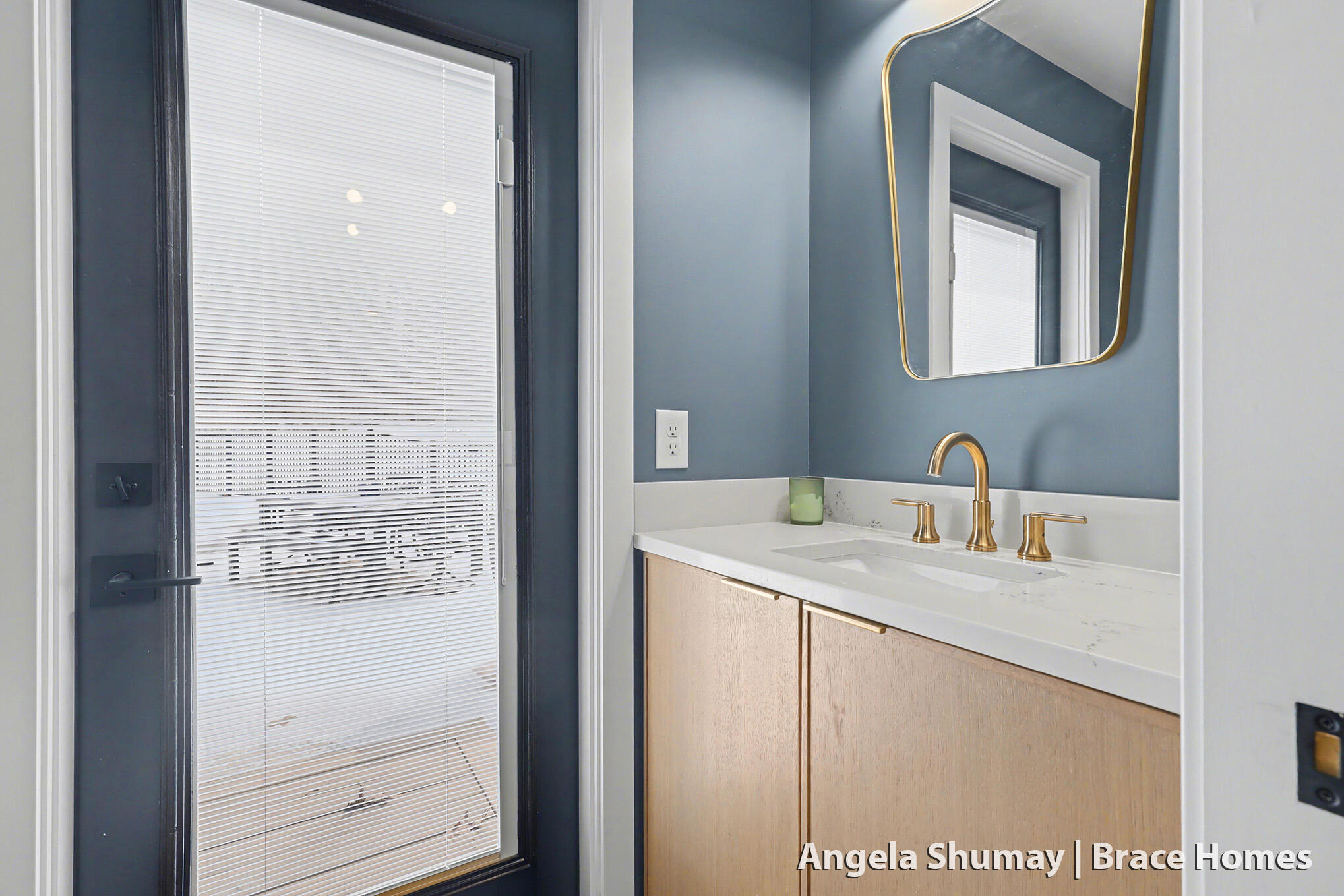 400 Greentree Lane NE Ada MI 49301