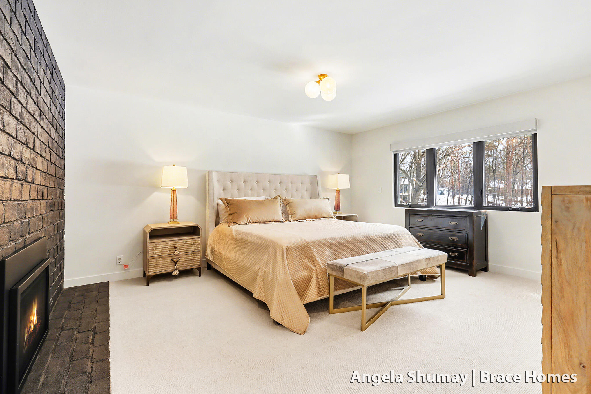 400 Greentree Lane NE Ada MI 49301