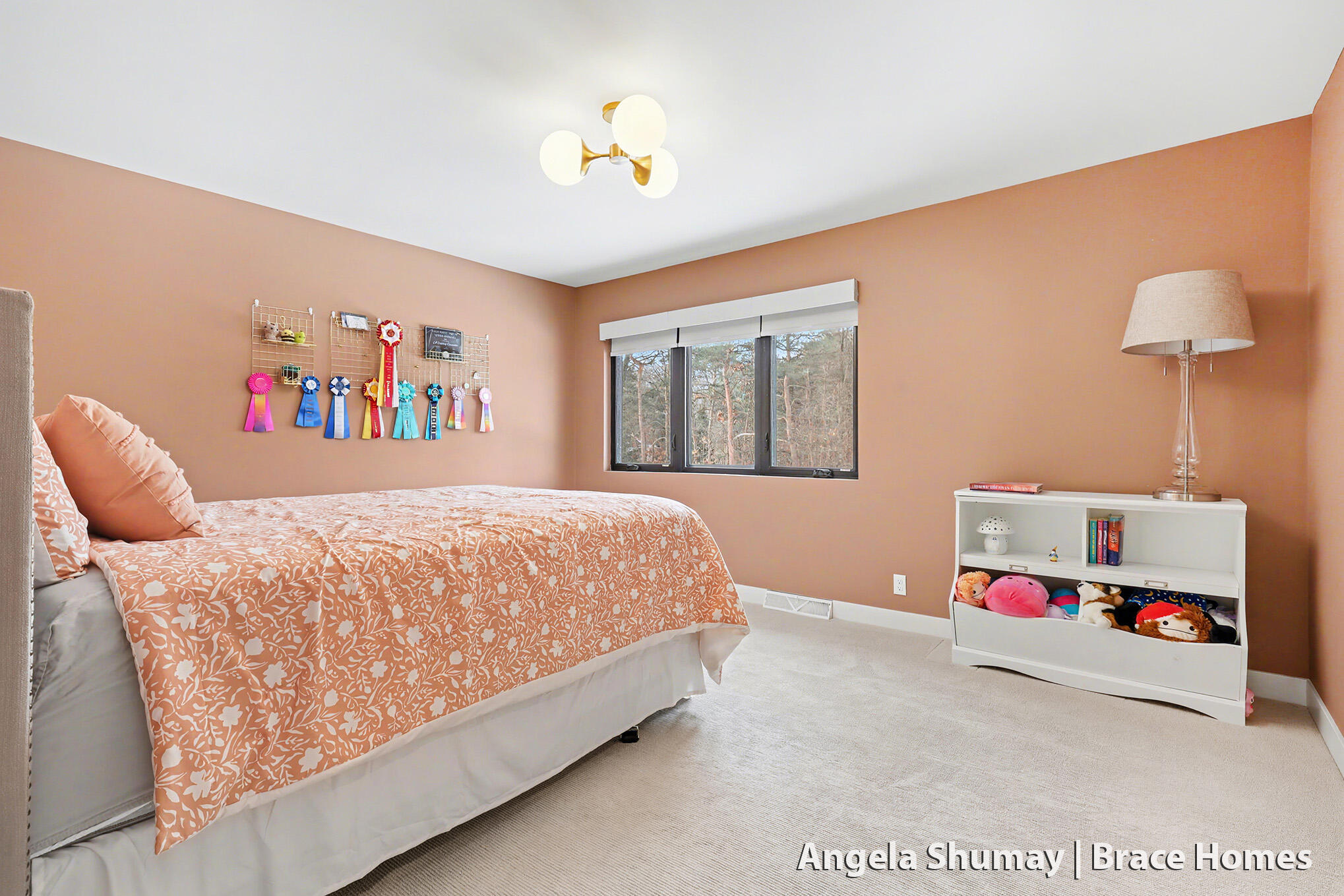 400 Greentree Lane NE Ada MI 49301