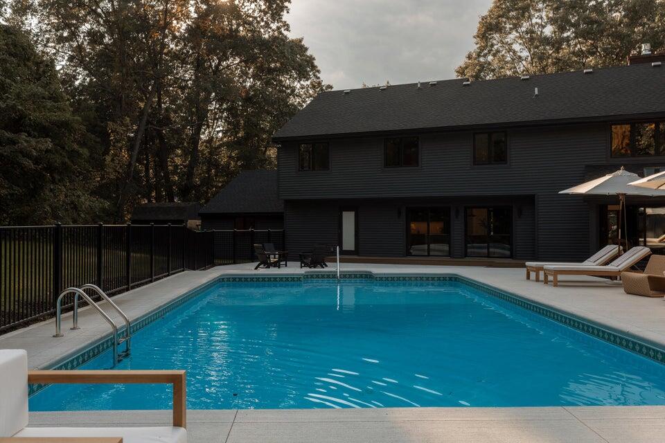 400 Greentree Lane NE Ada MI 49301