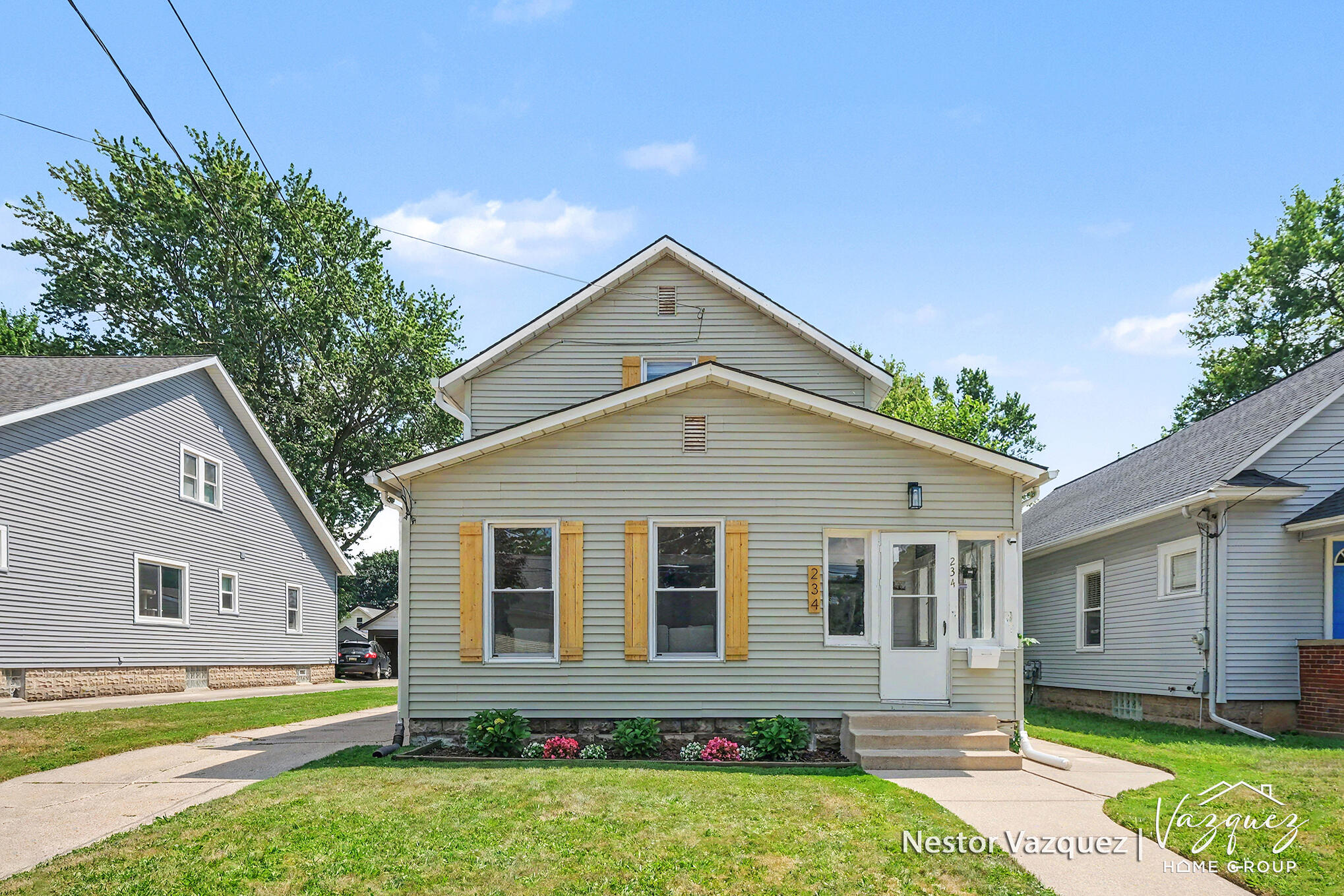 234 Knapp Street NE Grand Rapids MI 49505