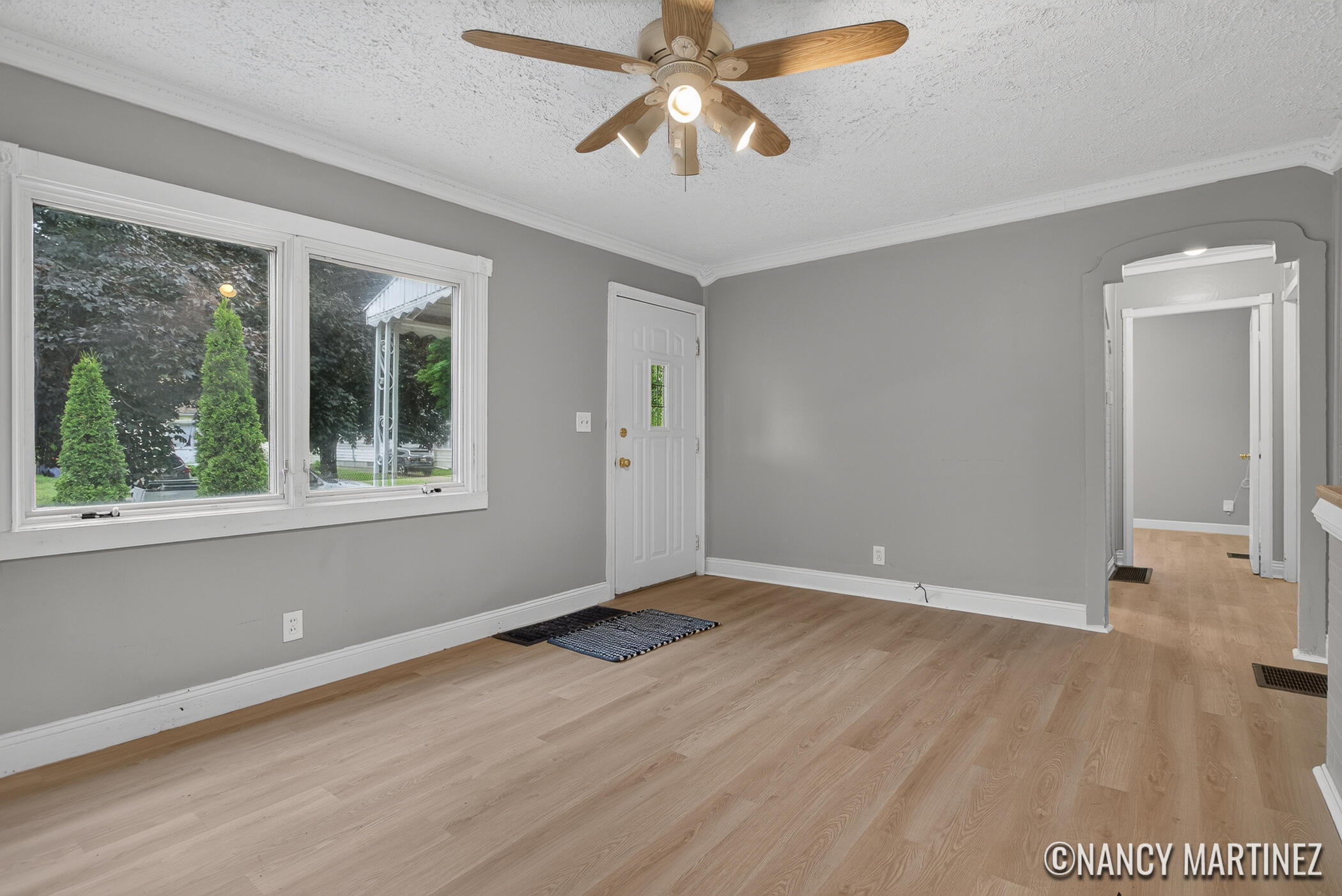 853 California Street NW Grand Rapids MI 49504