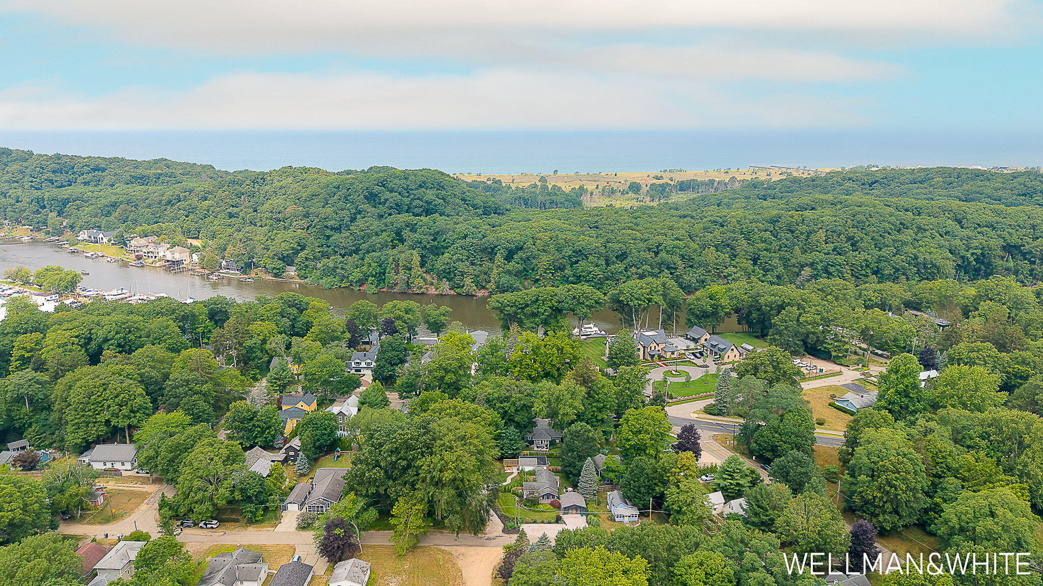 1019 Elizabeth Street Saugatuck MI 49453