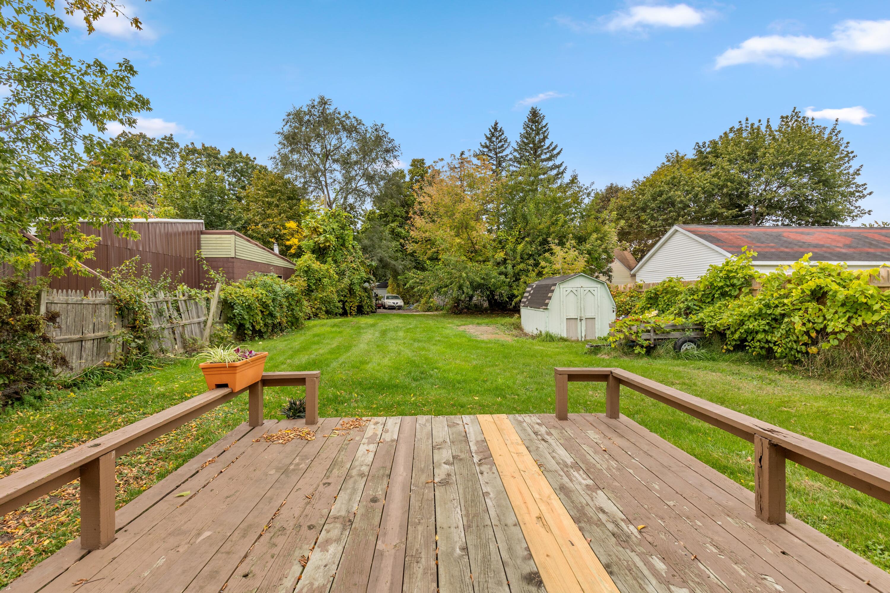 1411 Alpine Avenue NW Grand Rapids MI 49504