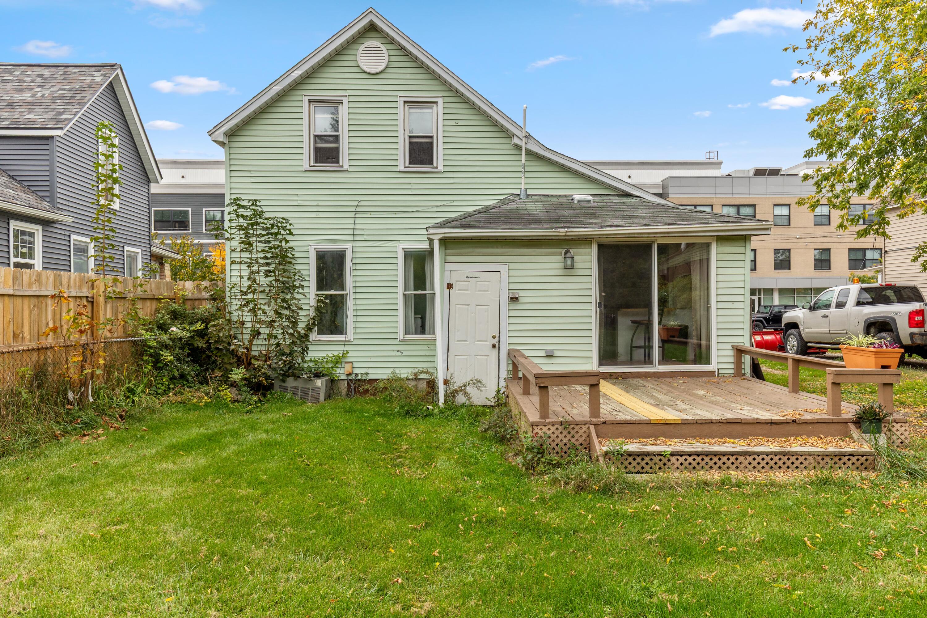 1411 Alpine Avenue NW Grand Rapids MI 49504