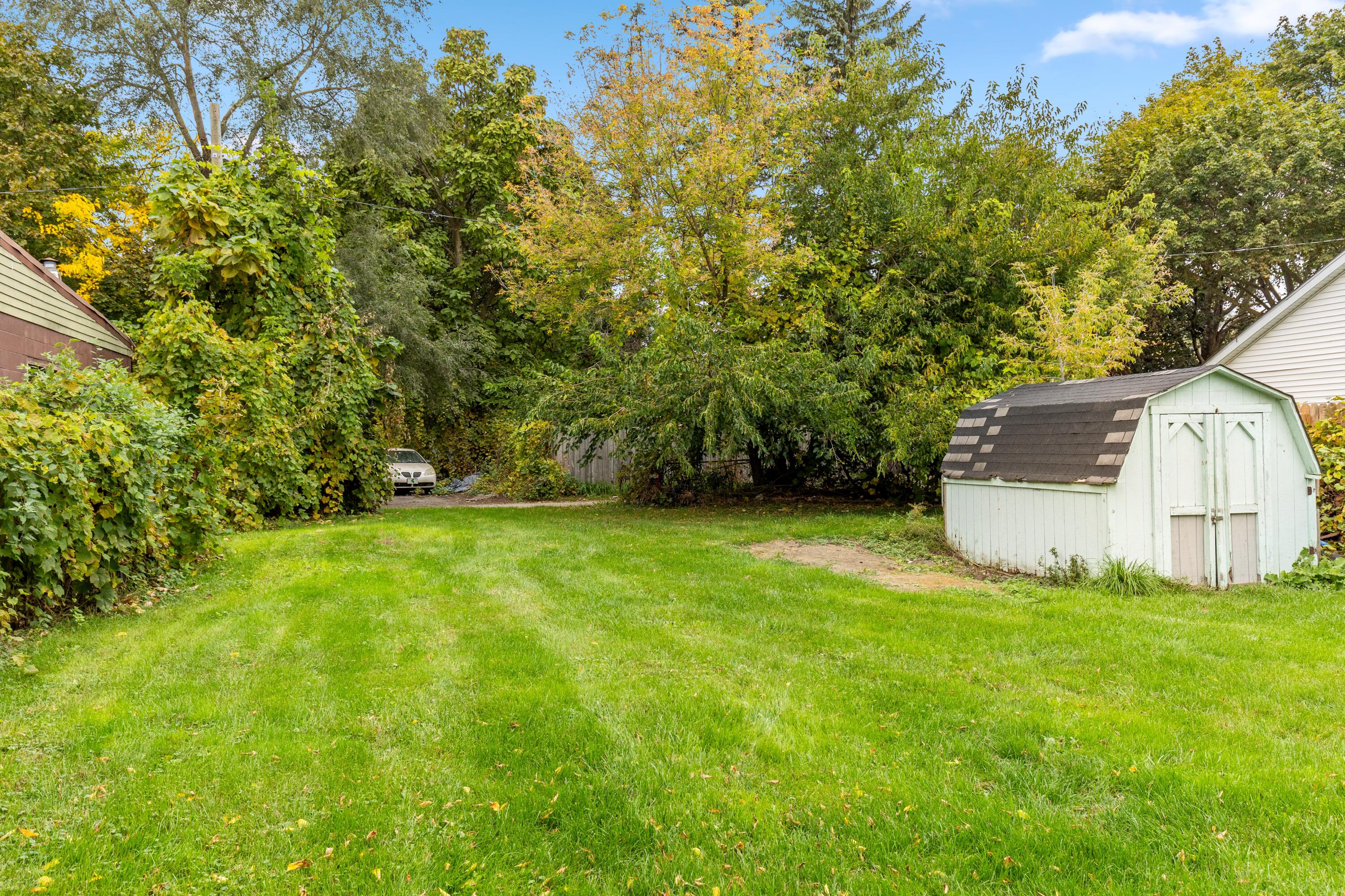 1411 Alpine Avenue NW Grand Rapids MI 49504