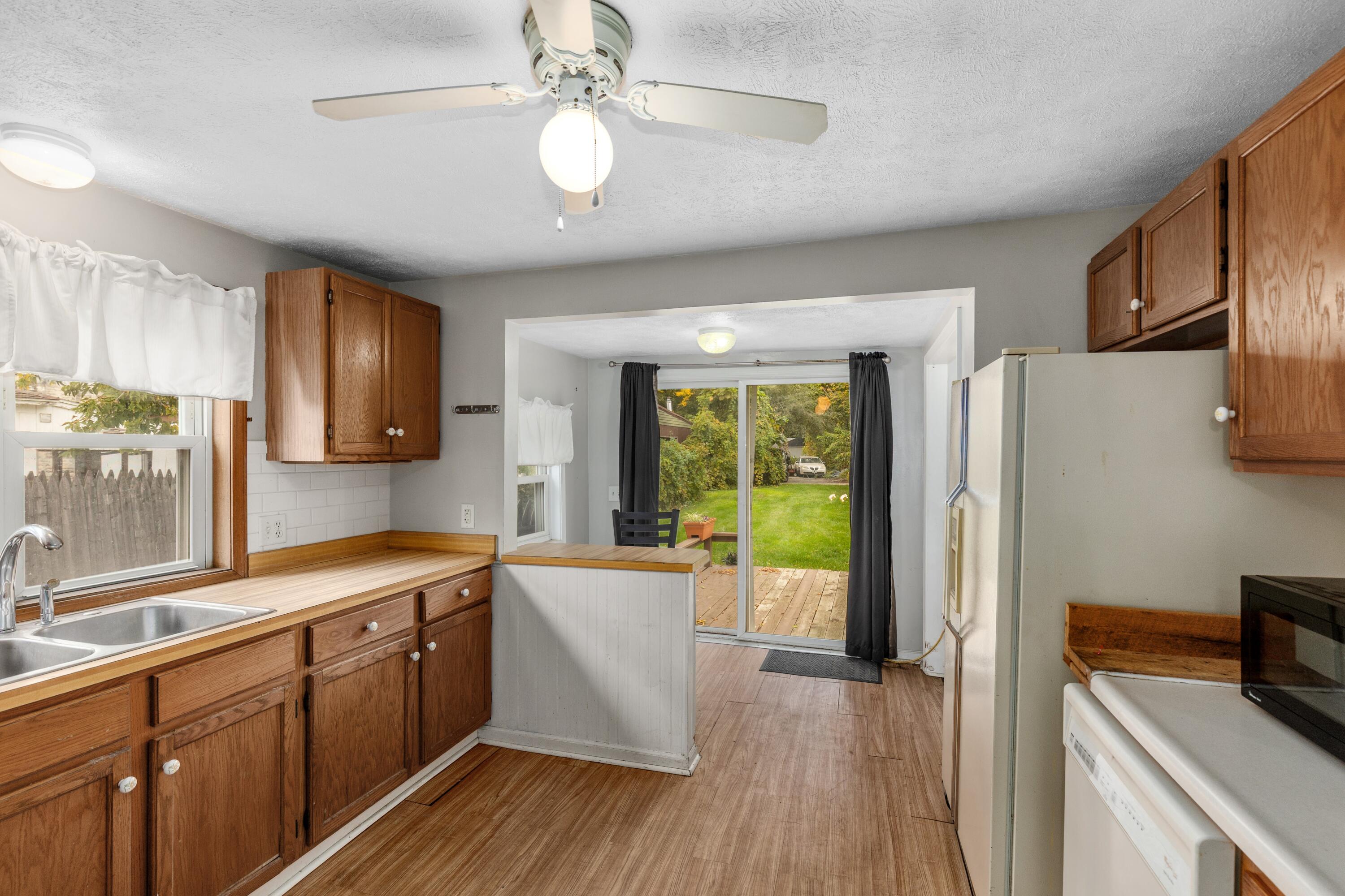 1411 Alpine Avenue NW Grand Rapids MI 49504