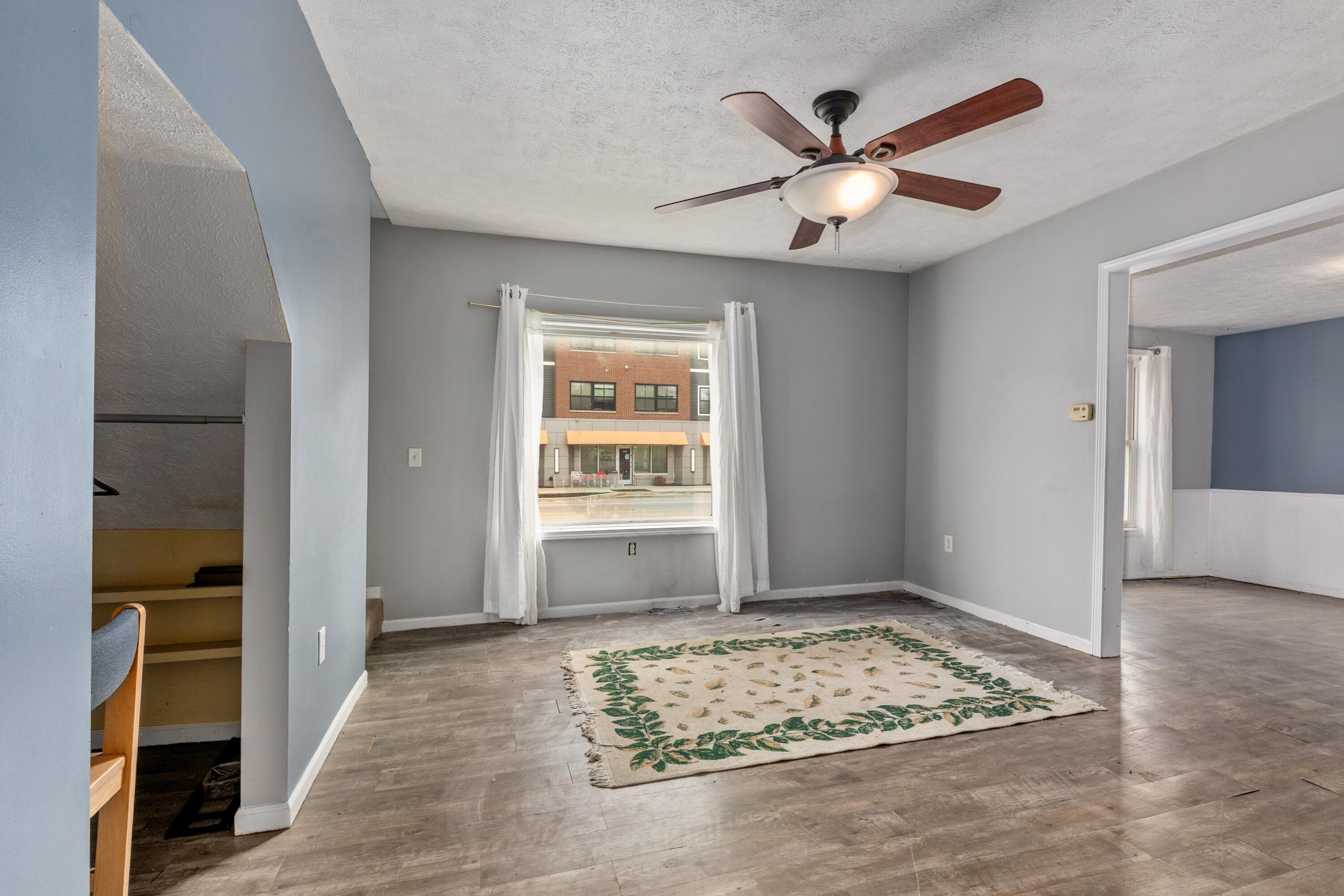 1411 Alpine Avenue NW Grand Rapids MI 49504