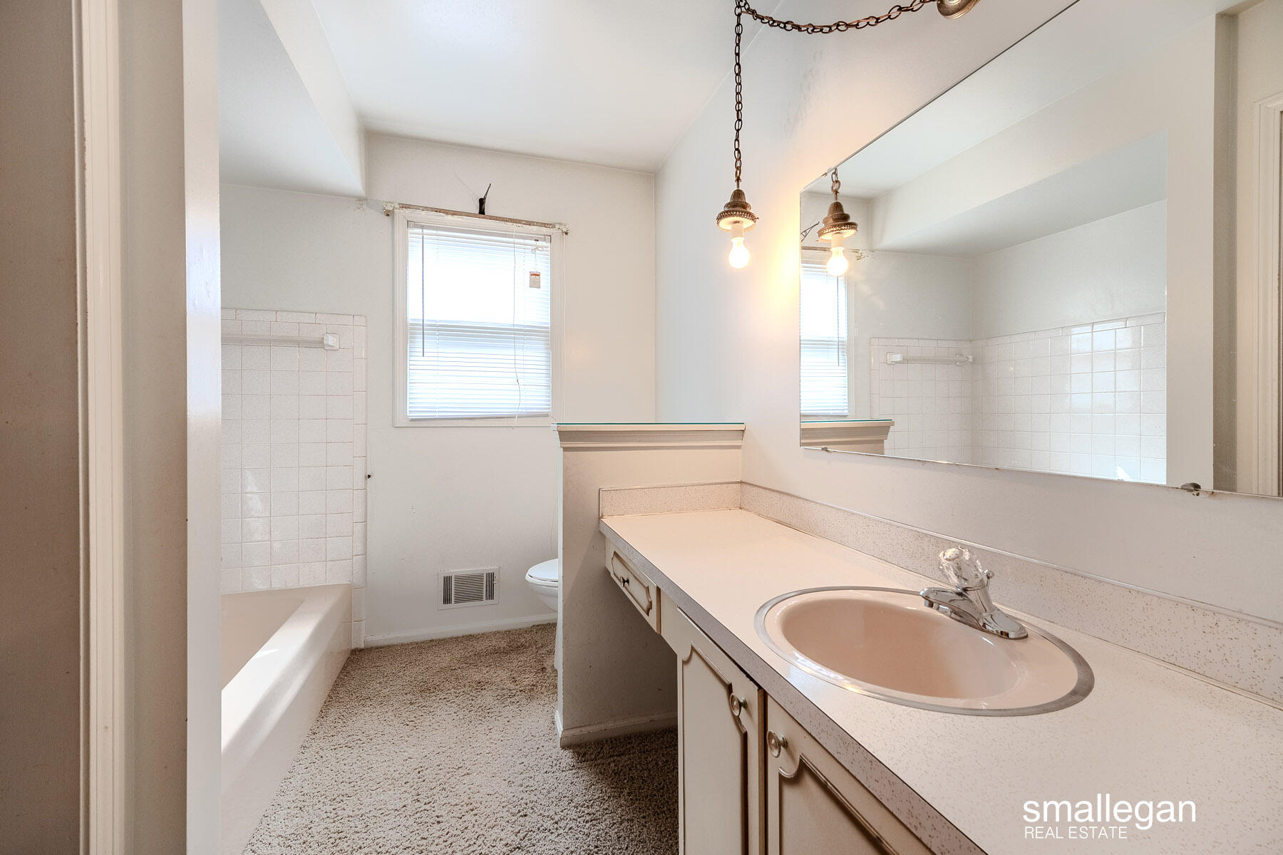 1237 Dale Court NE Grand Rapids MI 49505