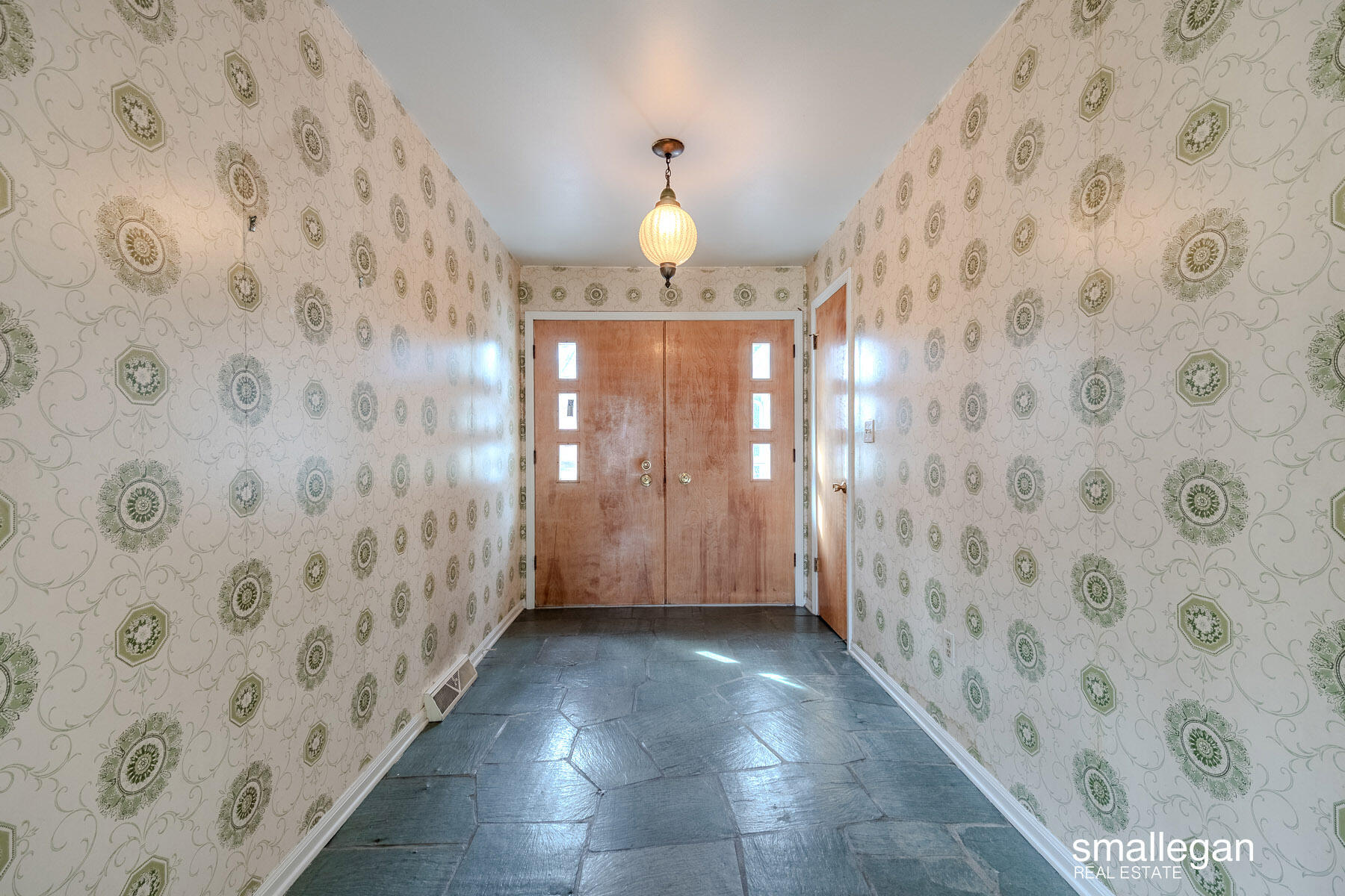 1237 Dale Court NE Grand Rapids MI 49505