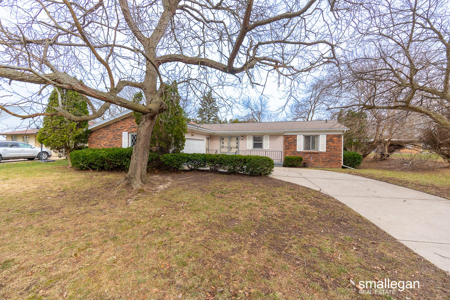 1237 Dale Court NE Grand Rapids MI 49505