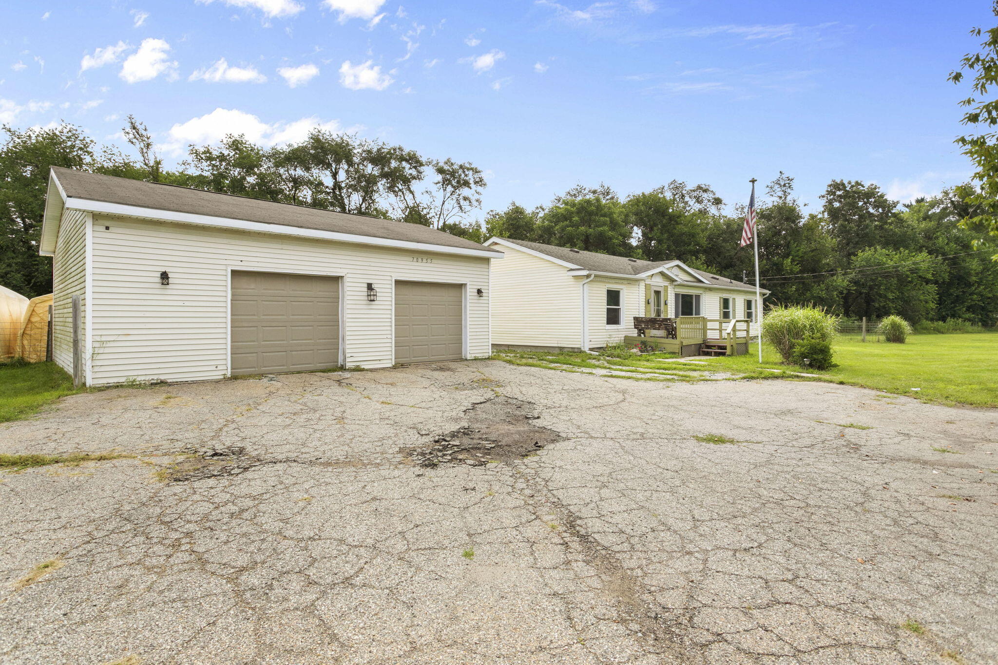 70955 Ironwood Drive Niles MI 49120