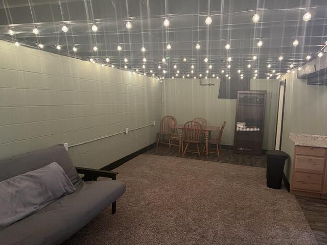 27853 Burmax Park Dowagiac MI 49047
