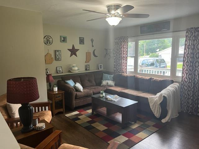 27853 Burmax Park Dowagiac MI 49047