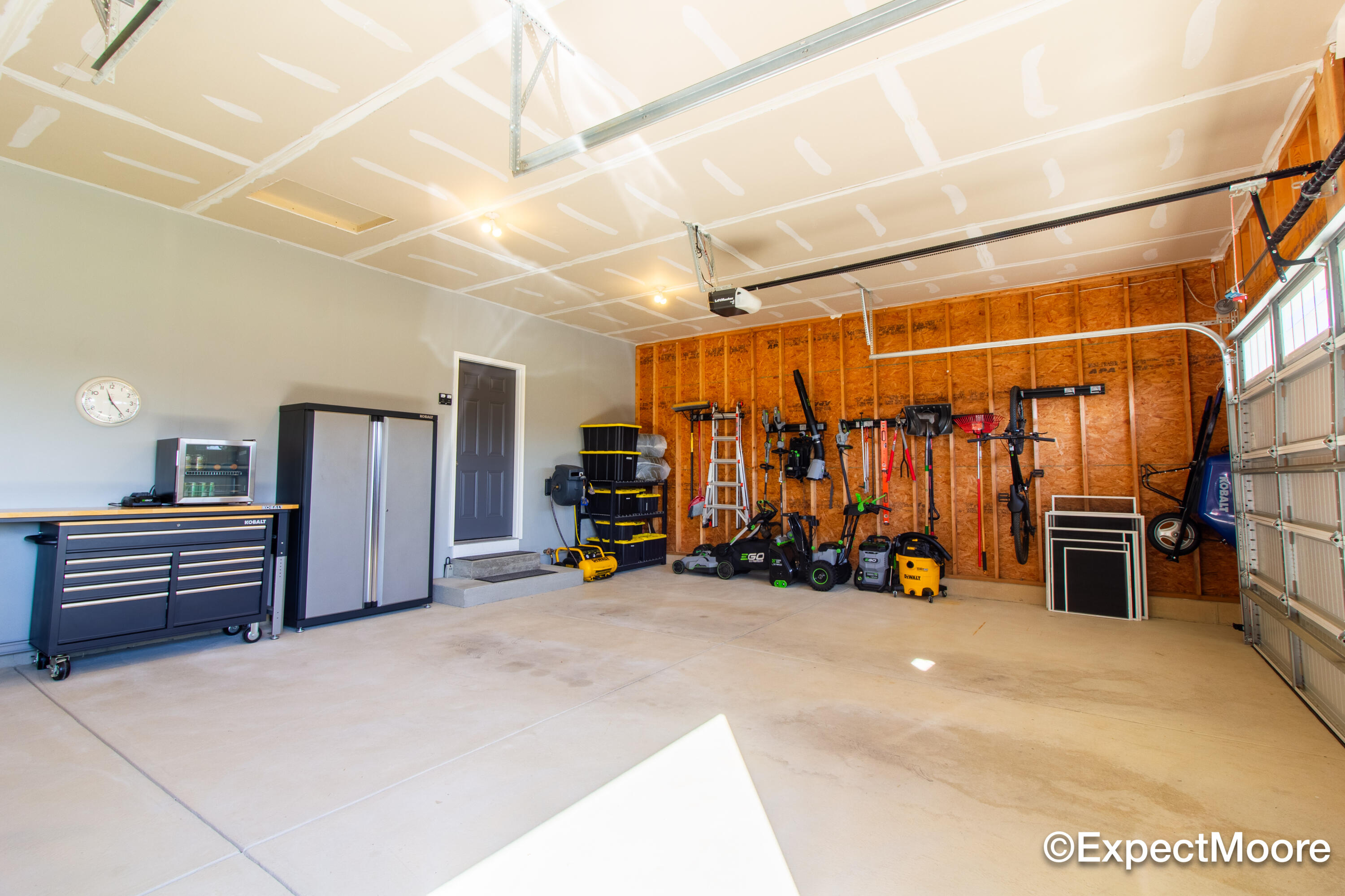 8079 Tramway Drive SW Byron Center MI 49315