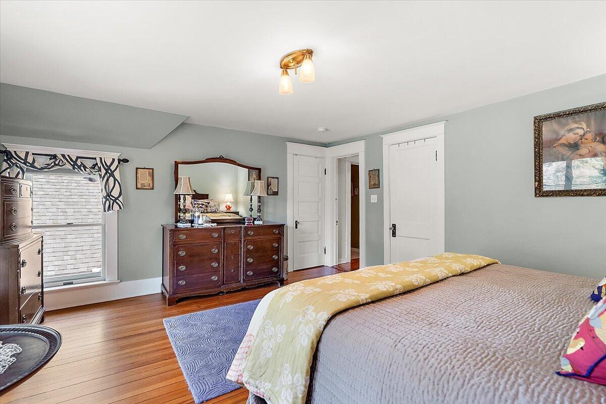 2519 W John Beers Road Stevensville MI 49127