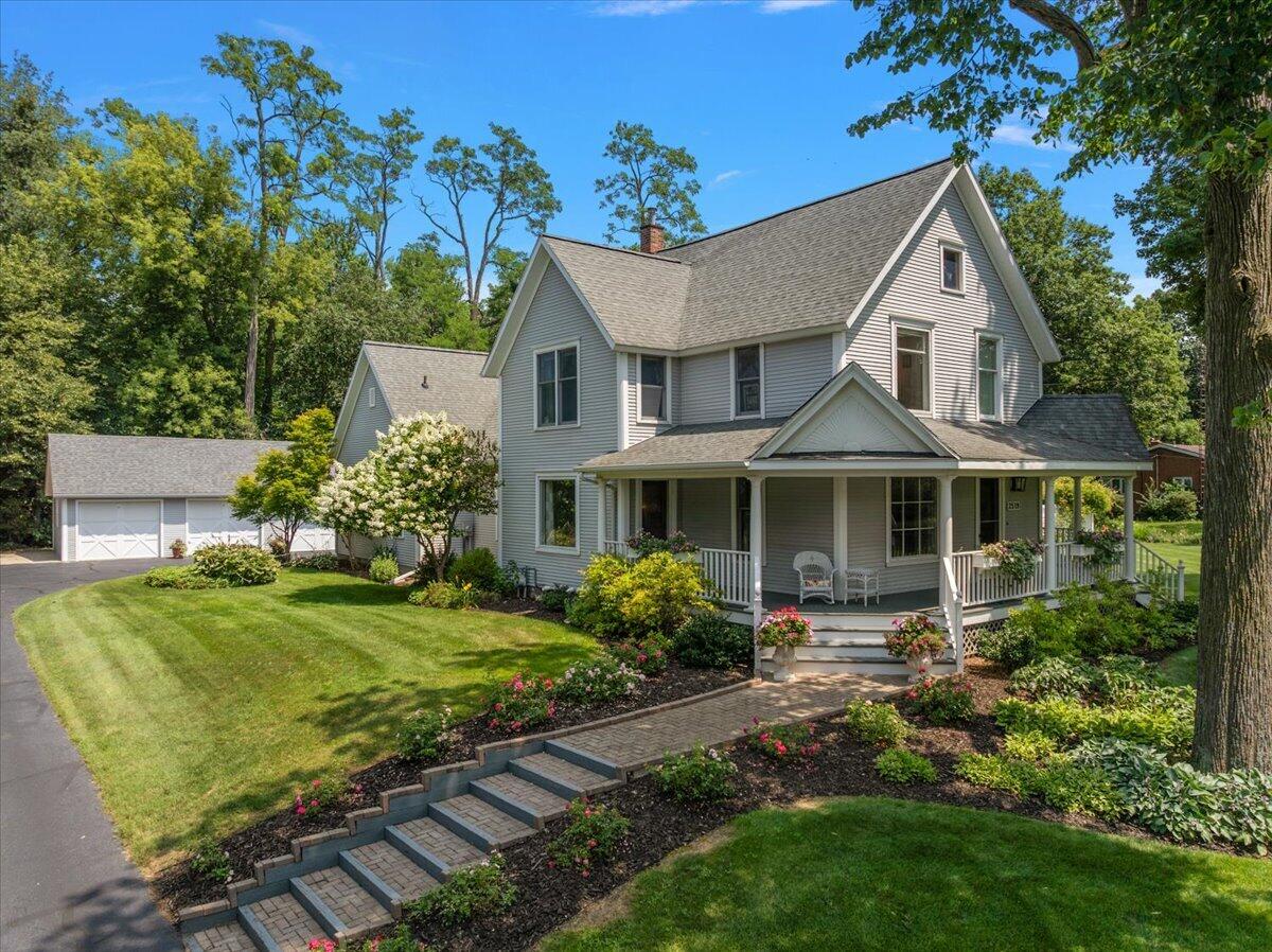2519 W John Beers Road Stevensville MI 49127