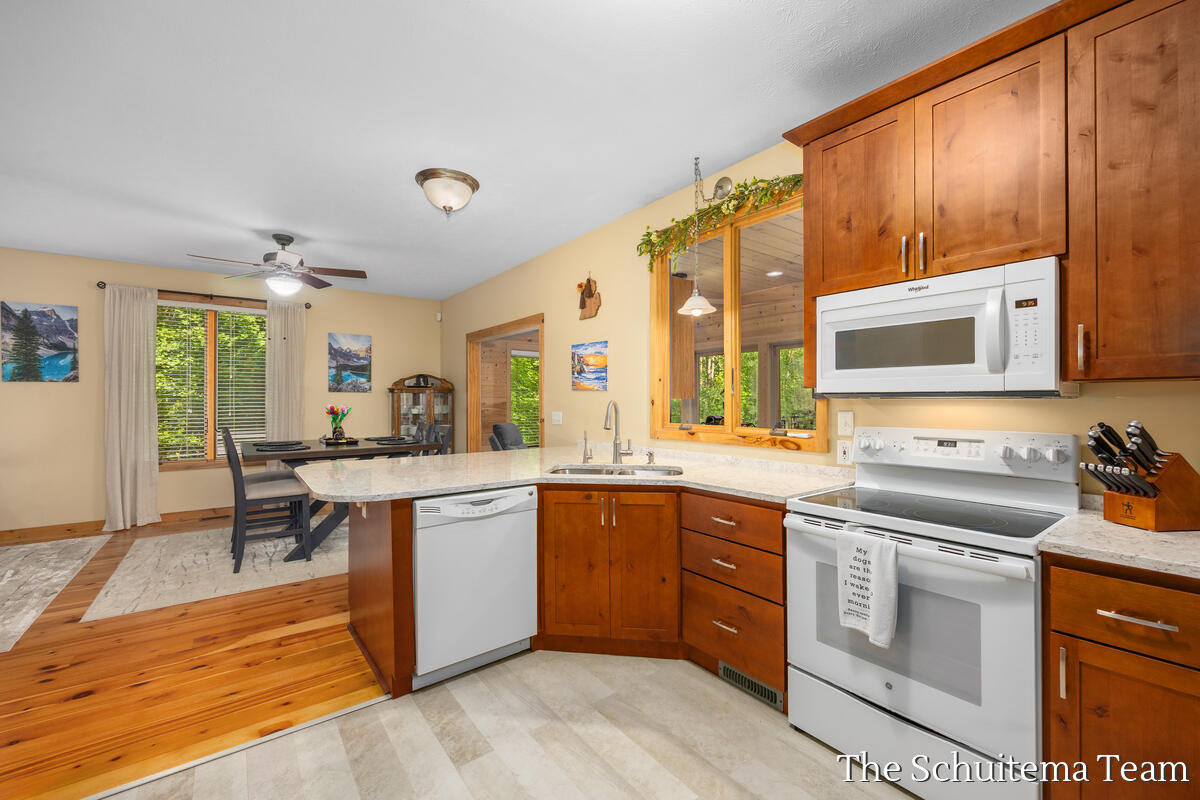 10155 Rogue Pond Drive NE Rockford MI 49341