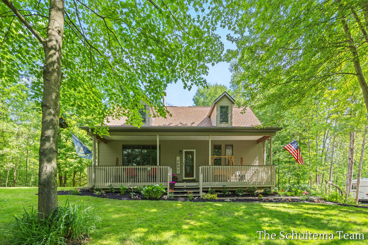 10155 Rogue Pond Drive NE Rockford MI 49341