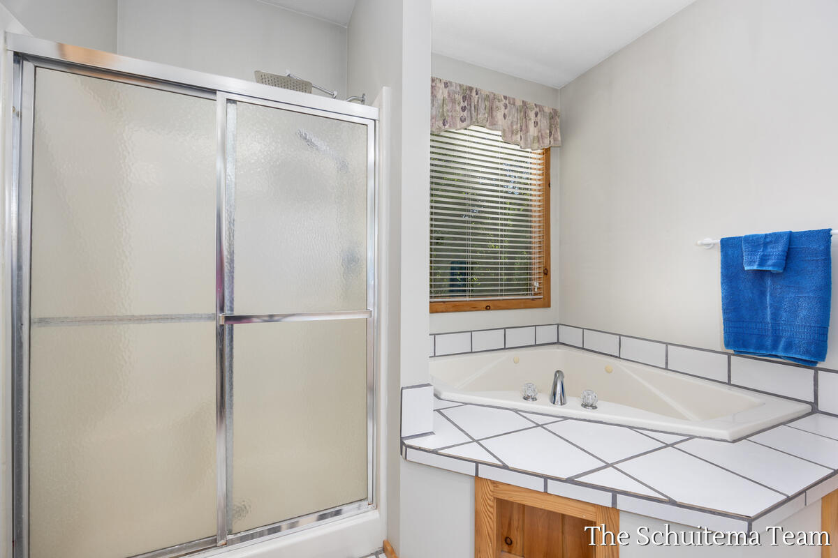 10155 Rogue Pond Drive NE Rockford MI 49341