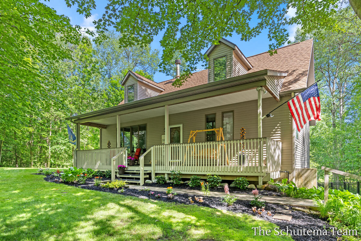 10155 Rogue Pond Drive NE Rockford MI 49341