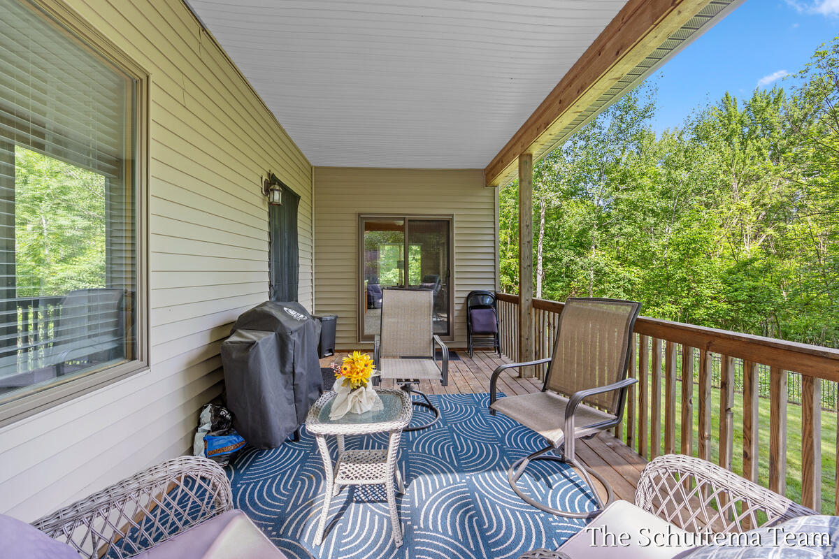 10155 Rogue Pond Drive NE Rockford MI 49341