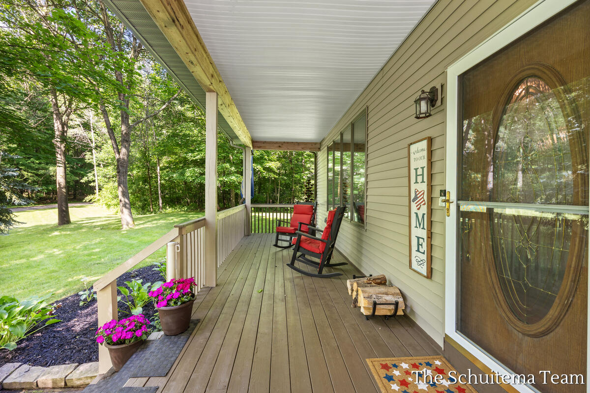 10155 Rogue Pond Drive NE Rockford MI 49341
