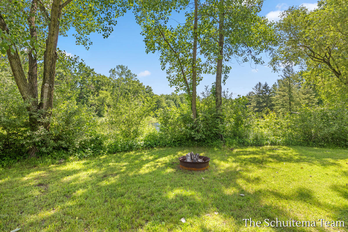 10155 Rogue Pond Drive NE Rockford MI 49341